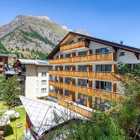 Hotel Jagerhof Zermatt Exterior photo